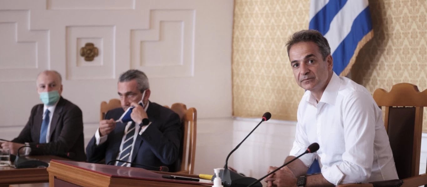 Στα βήματα του Κ.Σημίτη ο Κ.Μητσοτάκης: Συγκάλεσε ΚΥΣΕΑ στο Μαξίμου και όχι στο ΥΠΕΘΑ